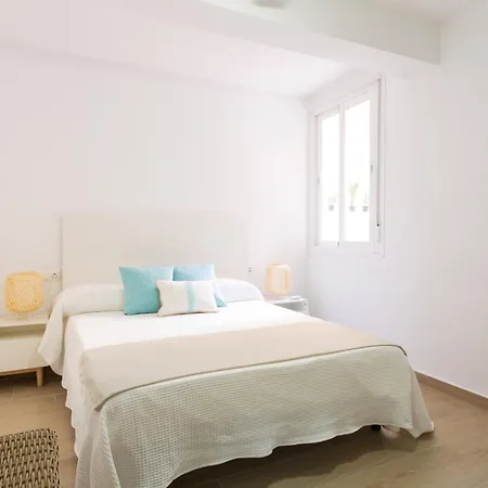Charming Malagas Moon Apartment Malaga