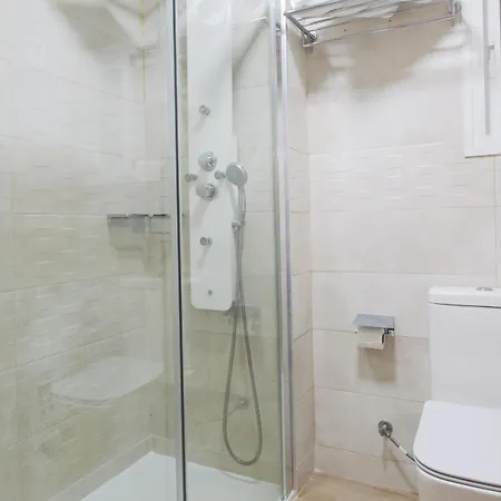 Charming Malagas Moon Apartment